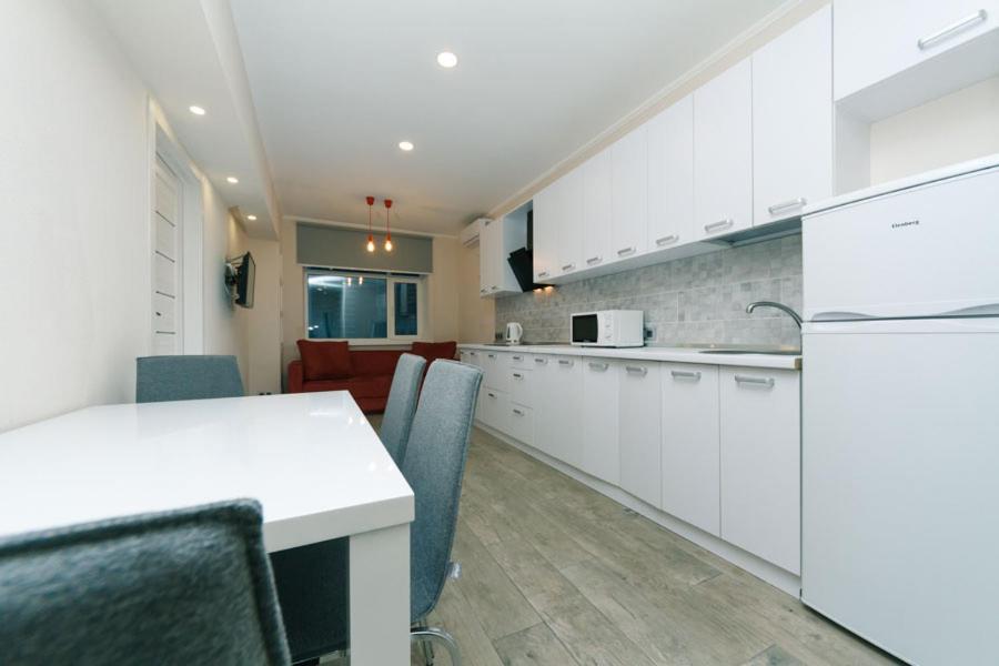 Apartments Smarthause キエフ エクステリア 写真